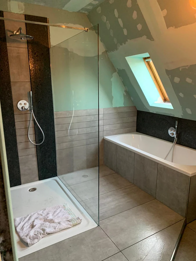 Badezimmerumbau aus drei Räumen, Aufnahme 5